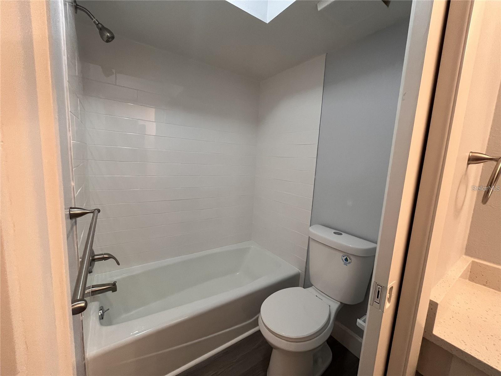 SPRING LAKES - Residential