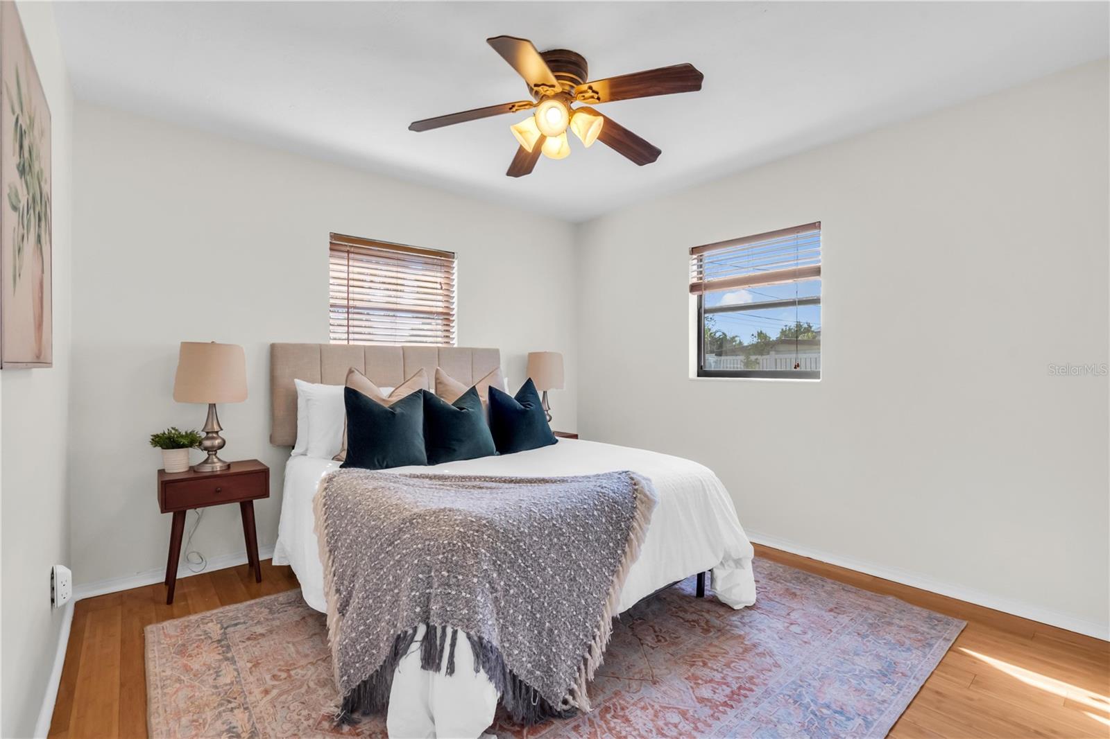 WHITES LAKE - Residential