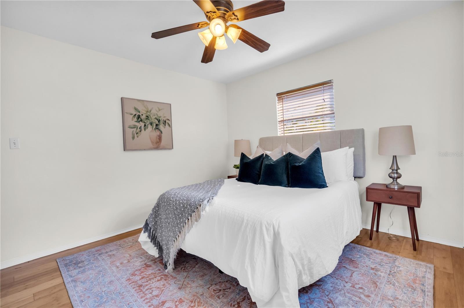 WHITES LAKE - Residential