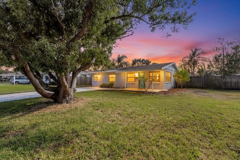 Photo of 5280 16th Avenue N, St Petersburg, FL 33710 (MLS # TB8449976)