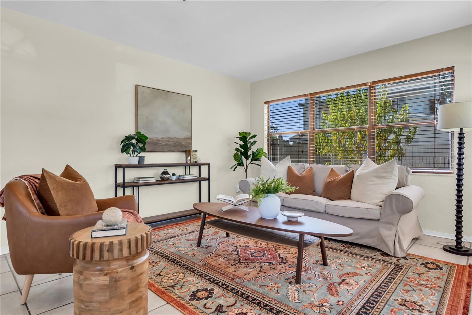 WHITES LAKE - Residential