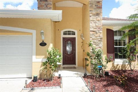 A home in DELAND