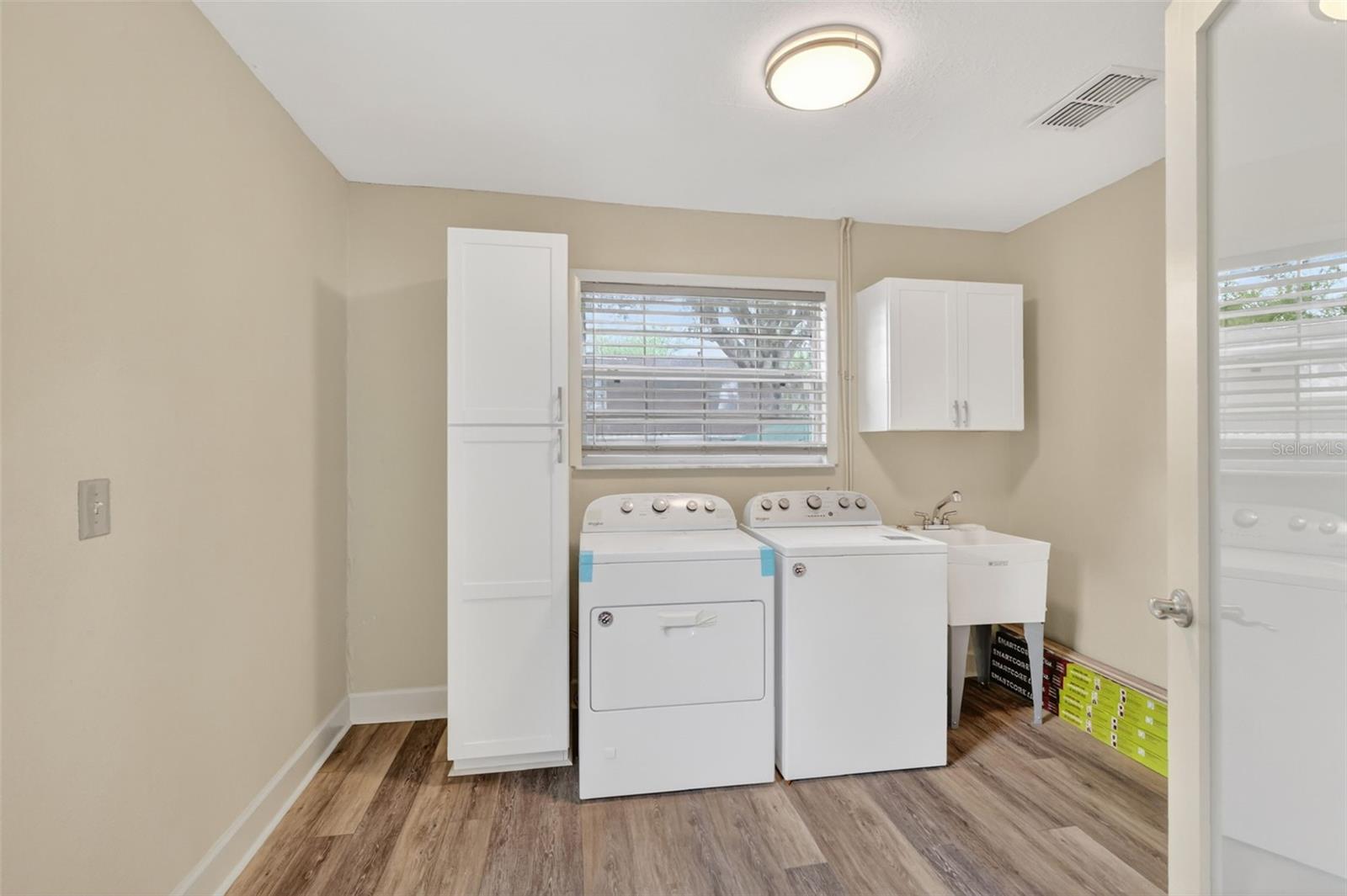 EASTWOOD PARK ESTATE - Residential