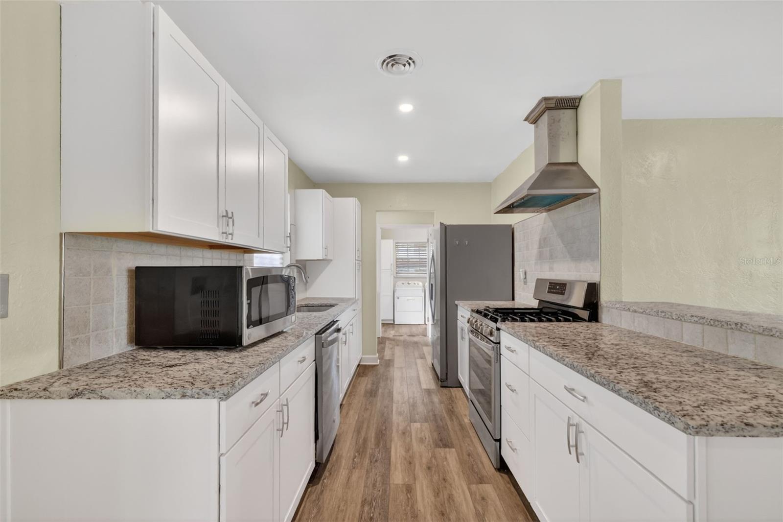 EASTWOOD PARK ESTATE - Residential