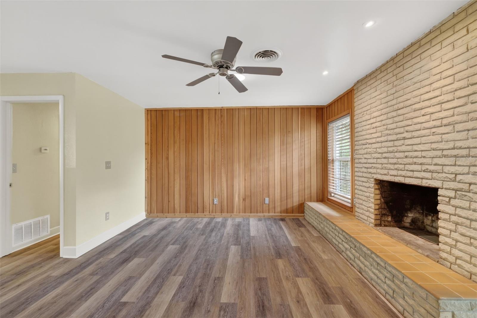 EASTWOOD PARK ESTATE - Residential