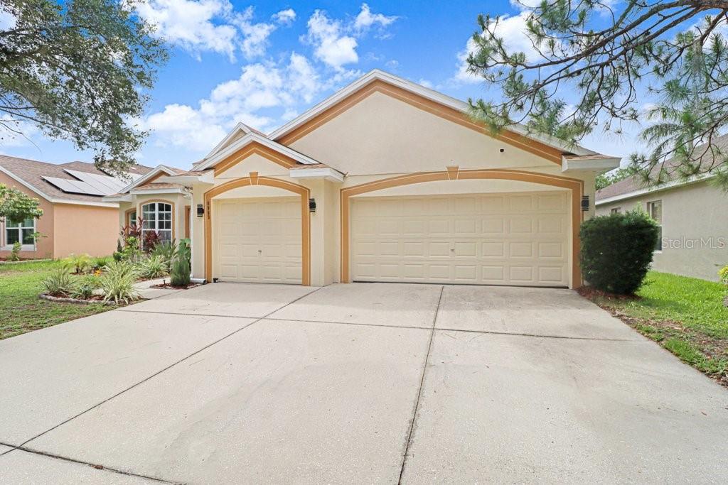 6803 CROMWELL GARDEN DRIVE