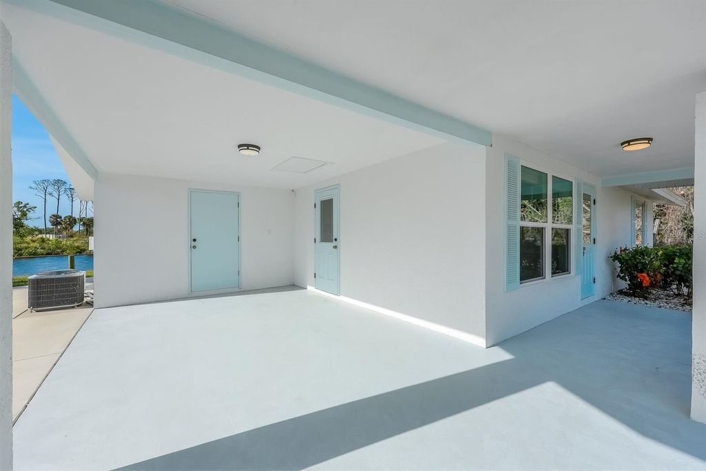 Photo of 1020 Drury Lane, Englewood, FL 34224 (MLS # C7508160)