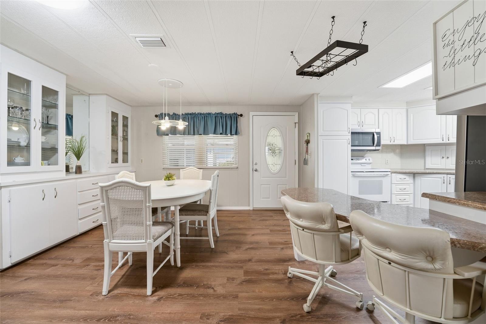 LAZY RIVER MHP - Residential