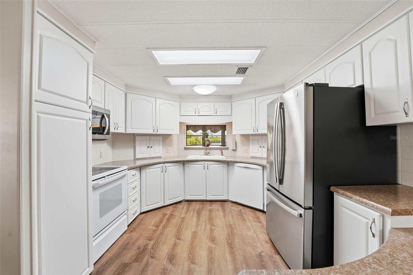 LAZY RIVER MHP - Residential