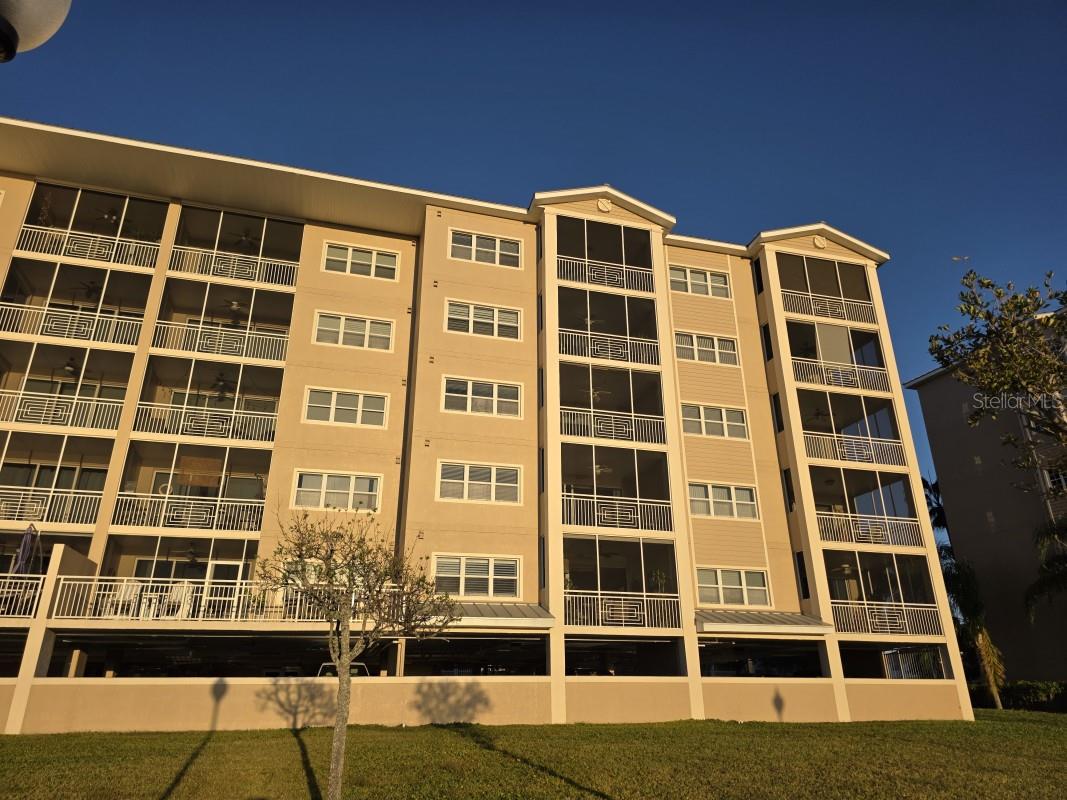 SEMINOLE ISLE CONDO - Residential