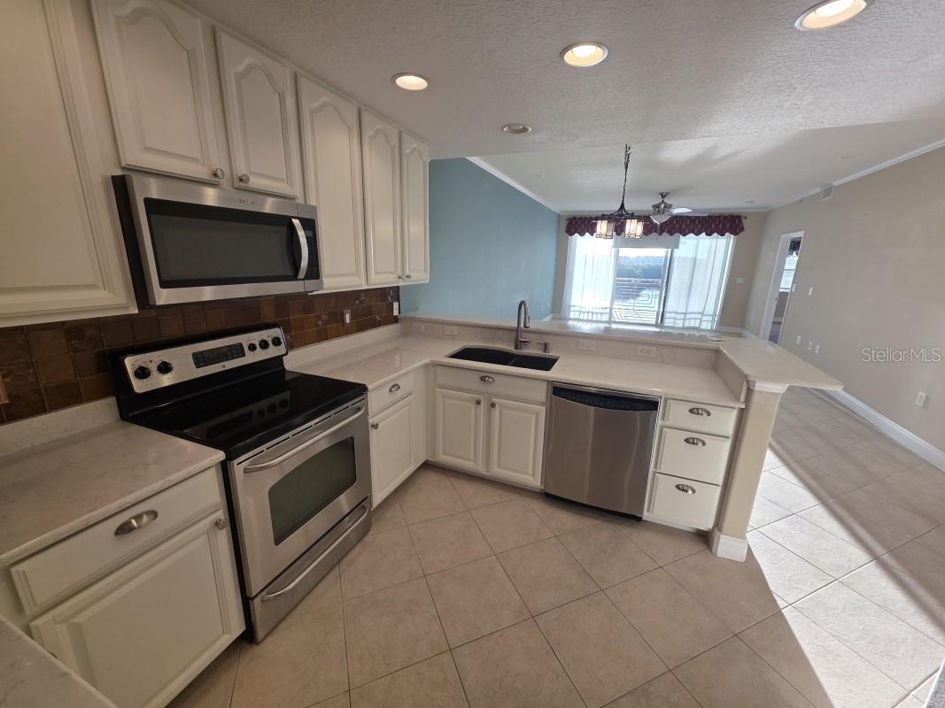 SEMINOLE ISLE CONDO - Residential