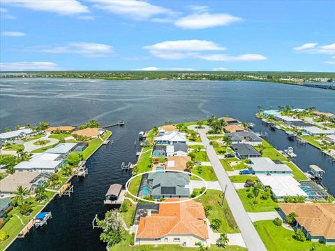 A home in PORT CHARLOTTE