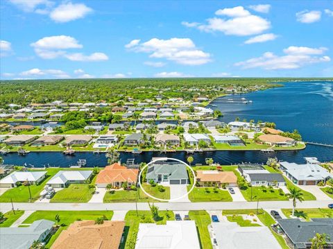 A home in PORT CHARLOTTE