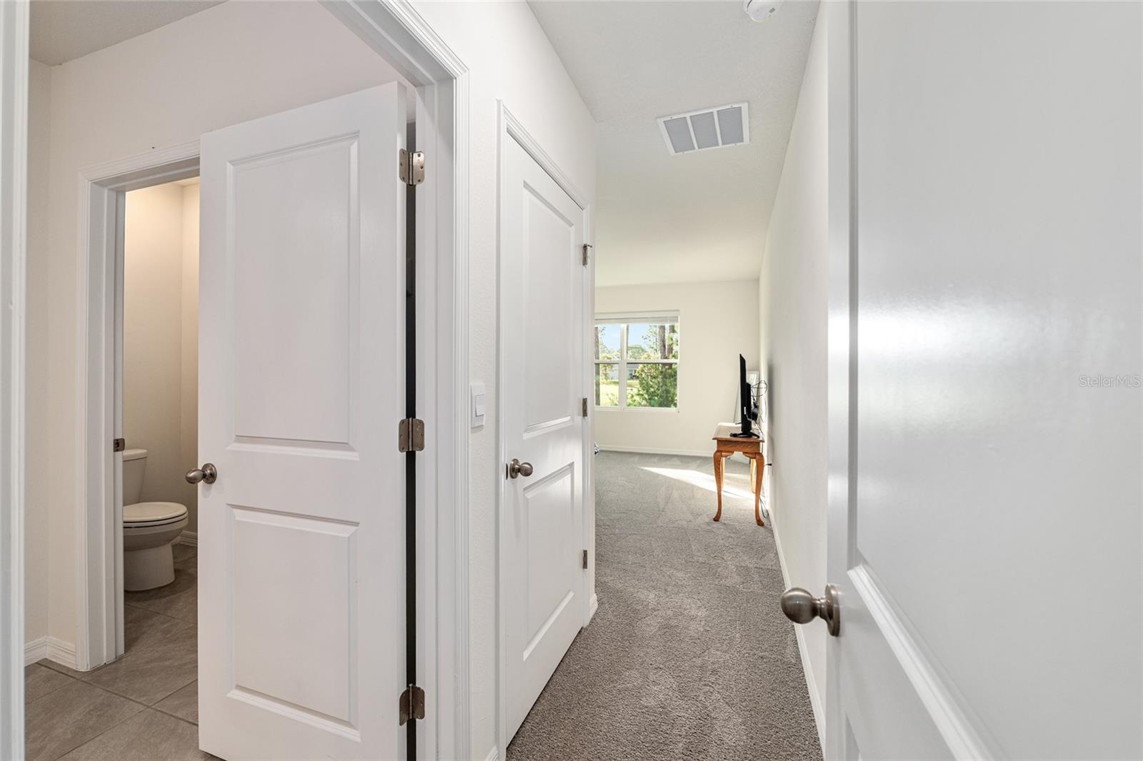 LAKE DIAMOND NORTH - Residential