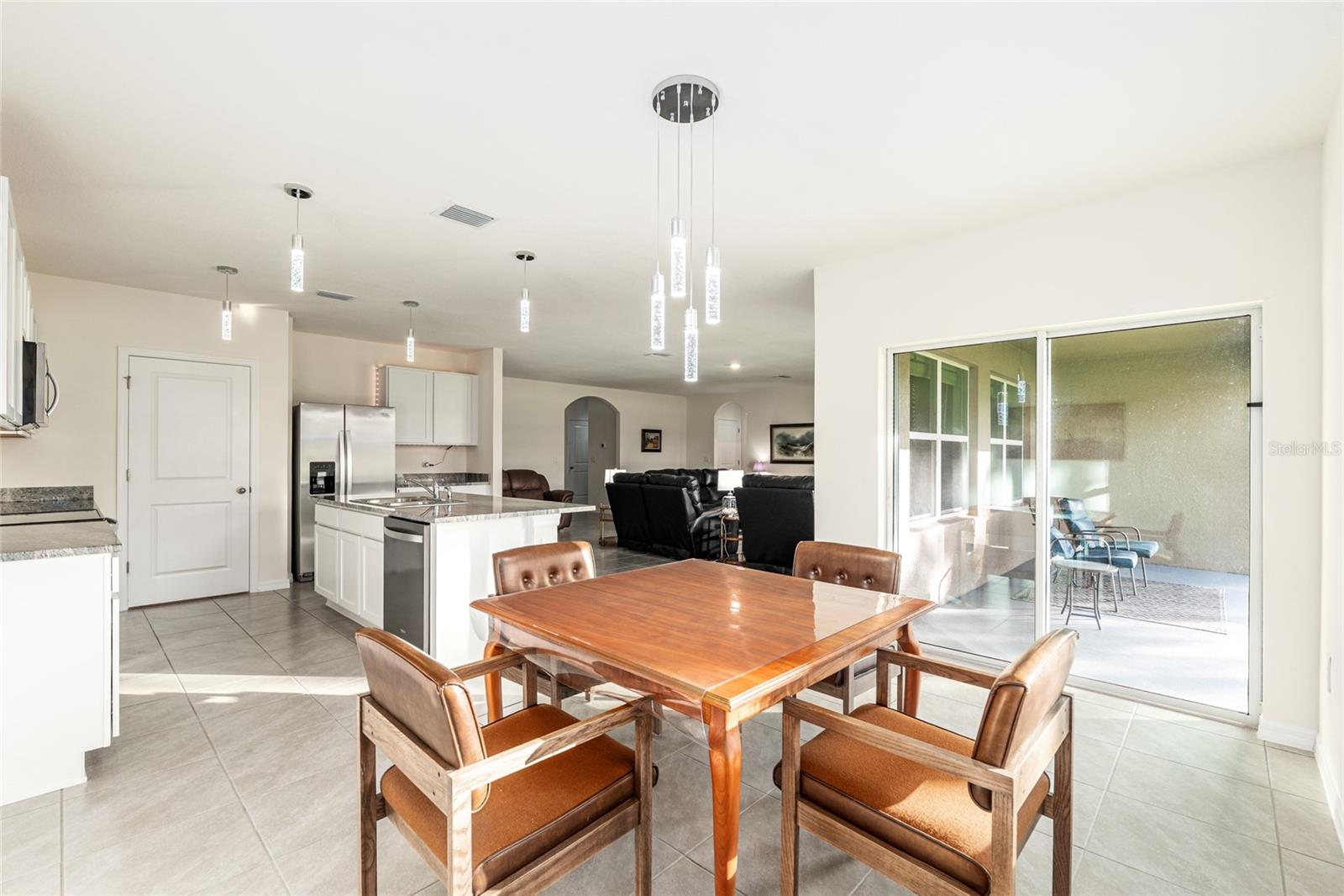 LAKE DIAMOND NORTH - Residential