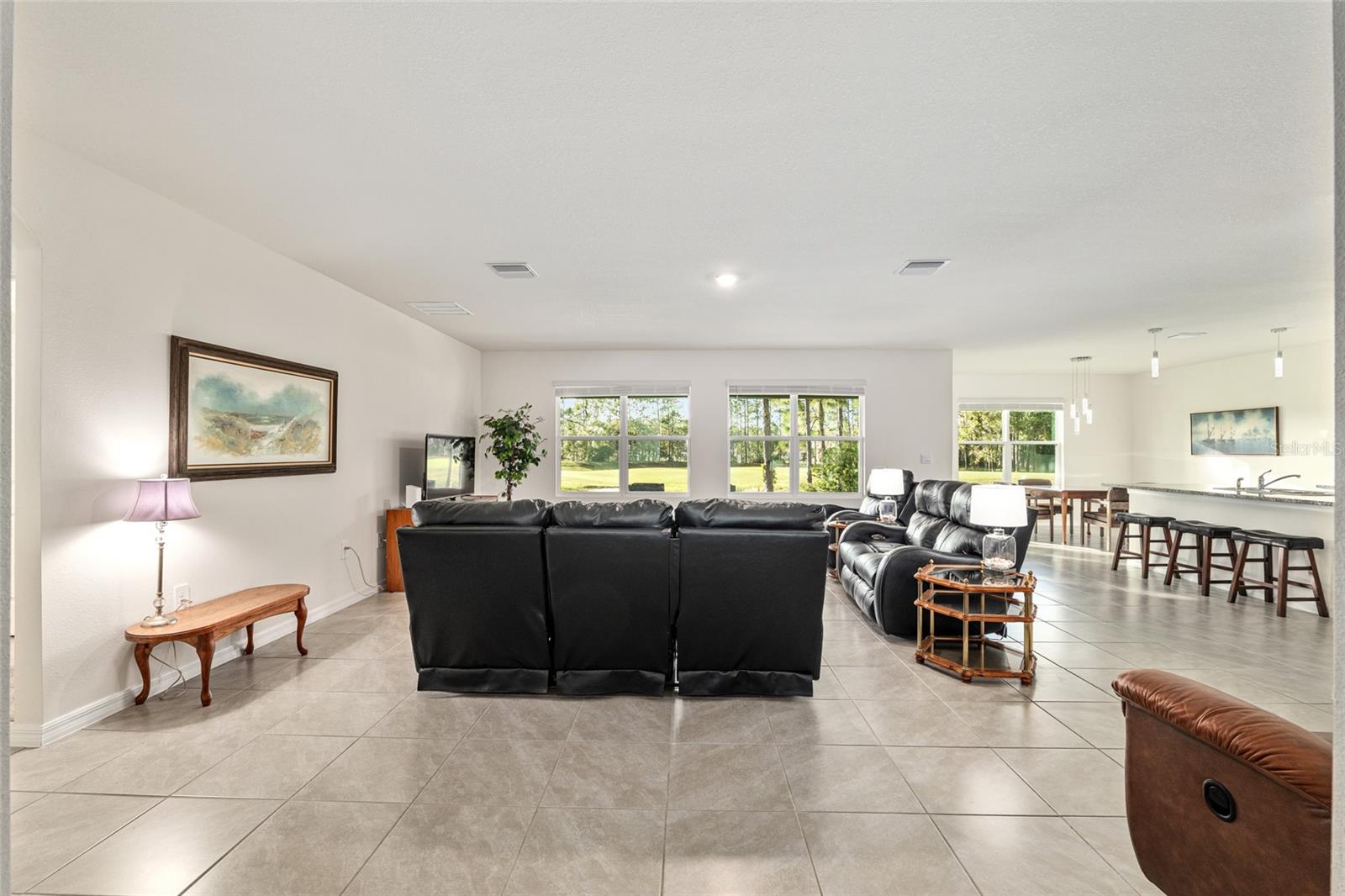 LAKE DIAMOND NORTH - Residential