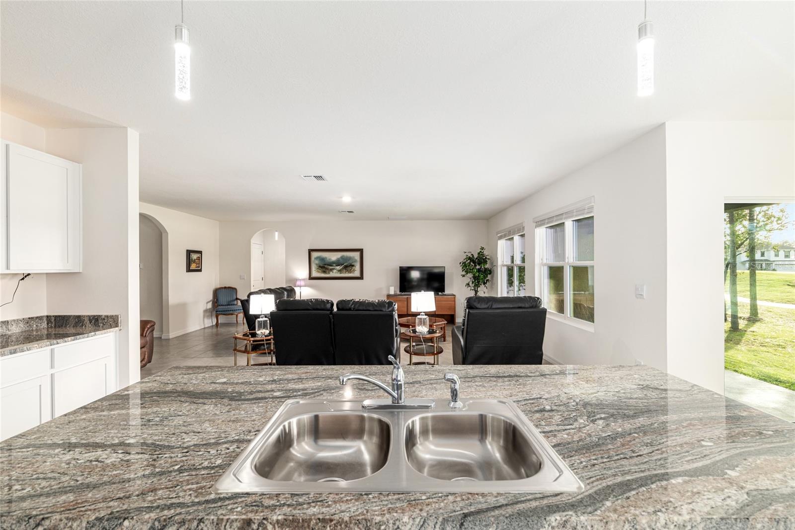 LAKE DIAMOND NORTH - Residential