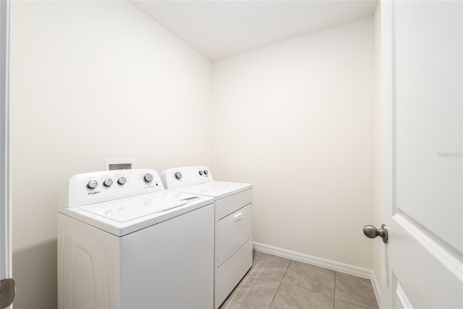 LAKE DIAMOND NORTH - Residential