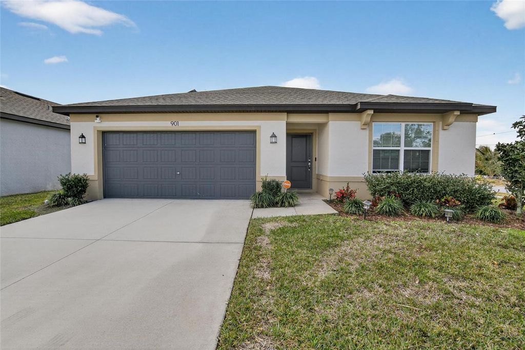 Photo of 901 Golden Shiner Avenue, Ruskin, FL 33570 (MLS # TB8476034)