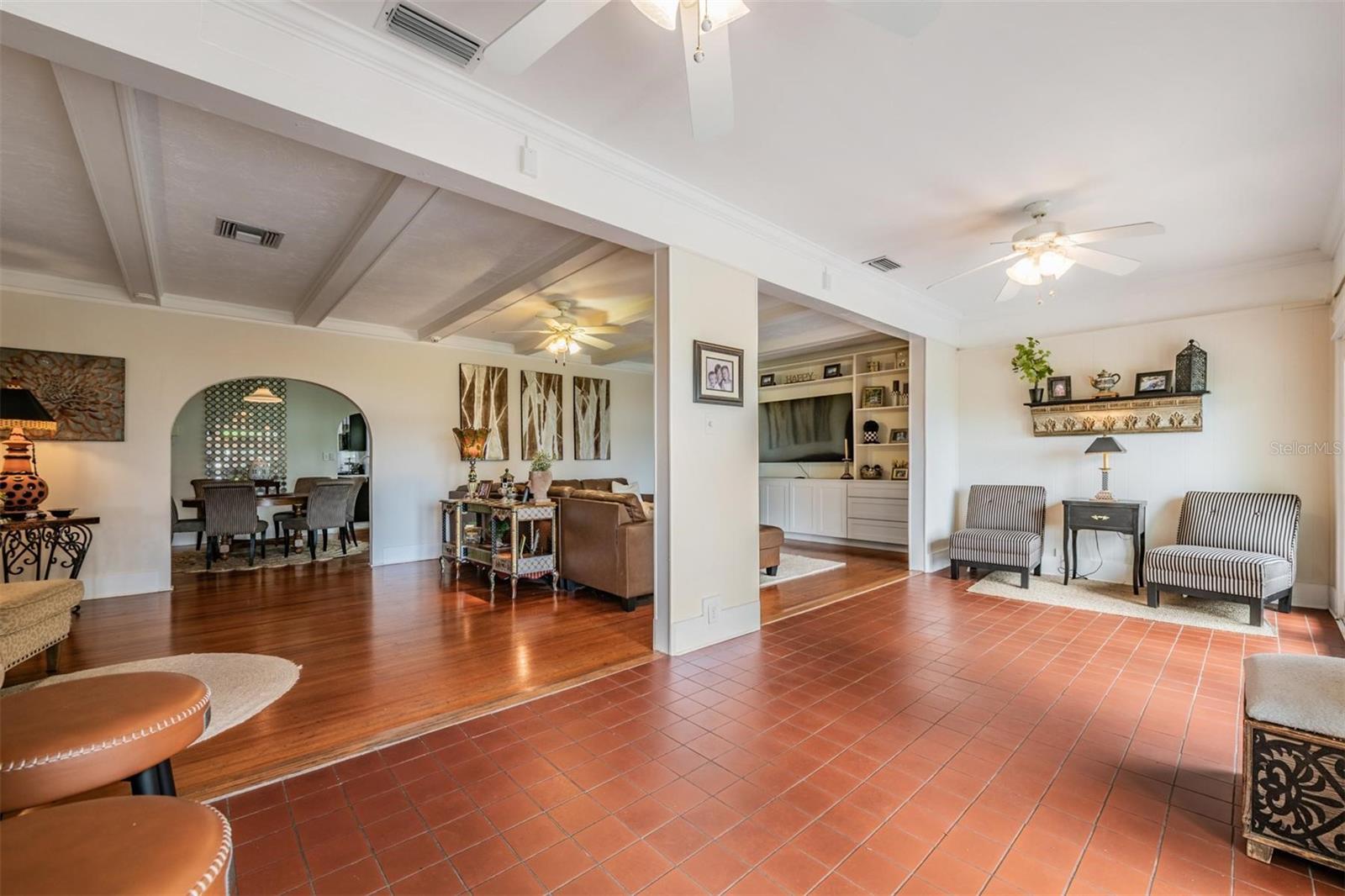 HIGHLAND PARK SUB - Residential