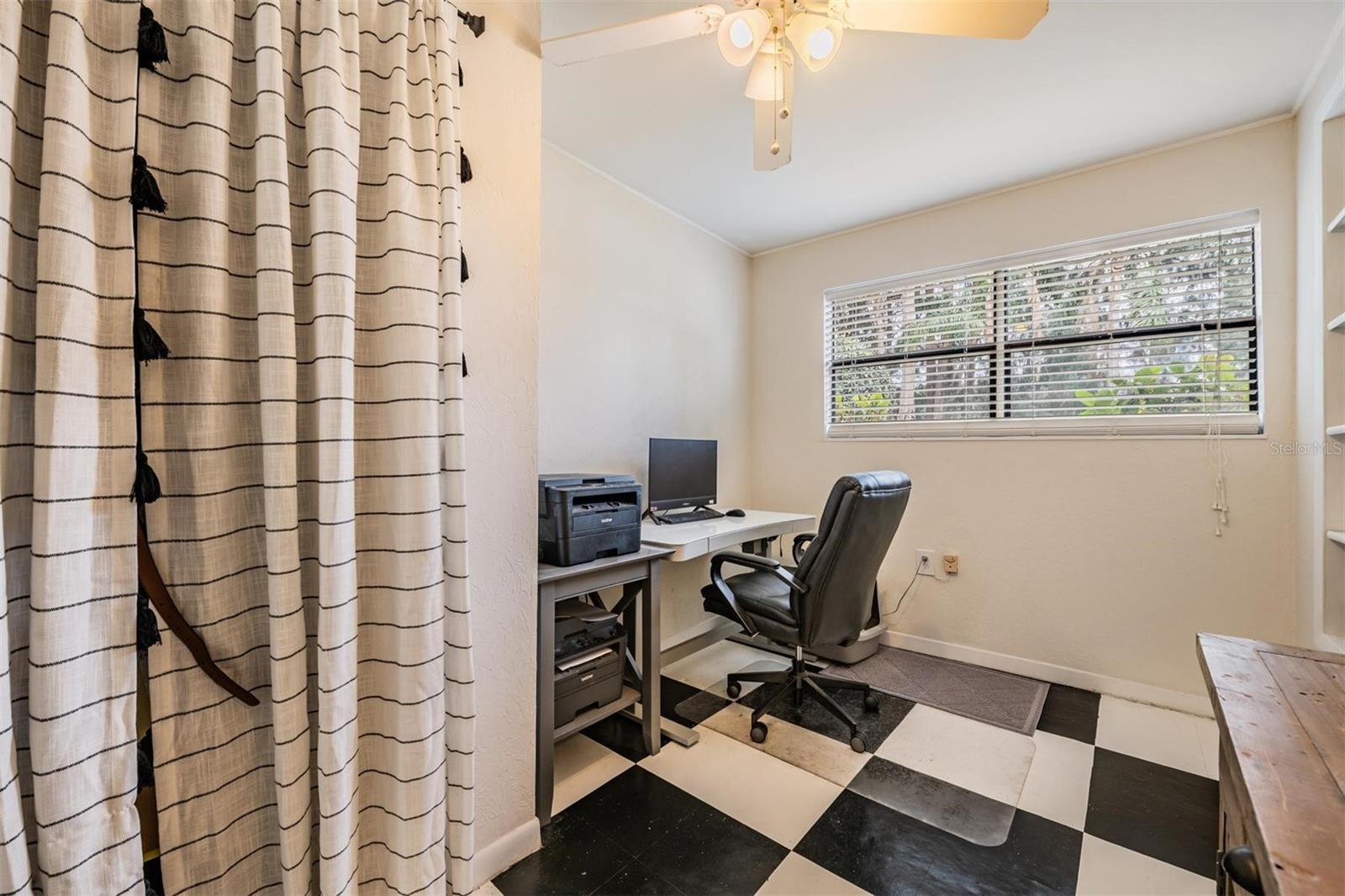 HIGHLAND PARK SUB - Residential