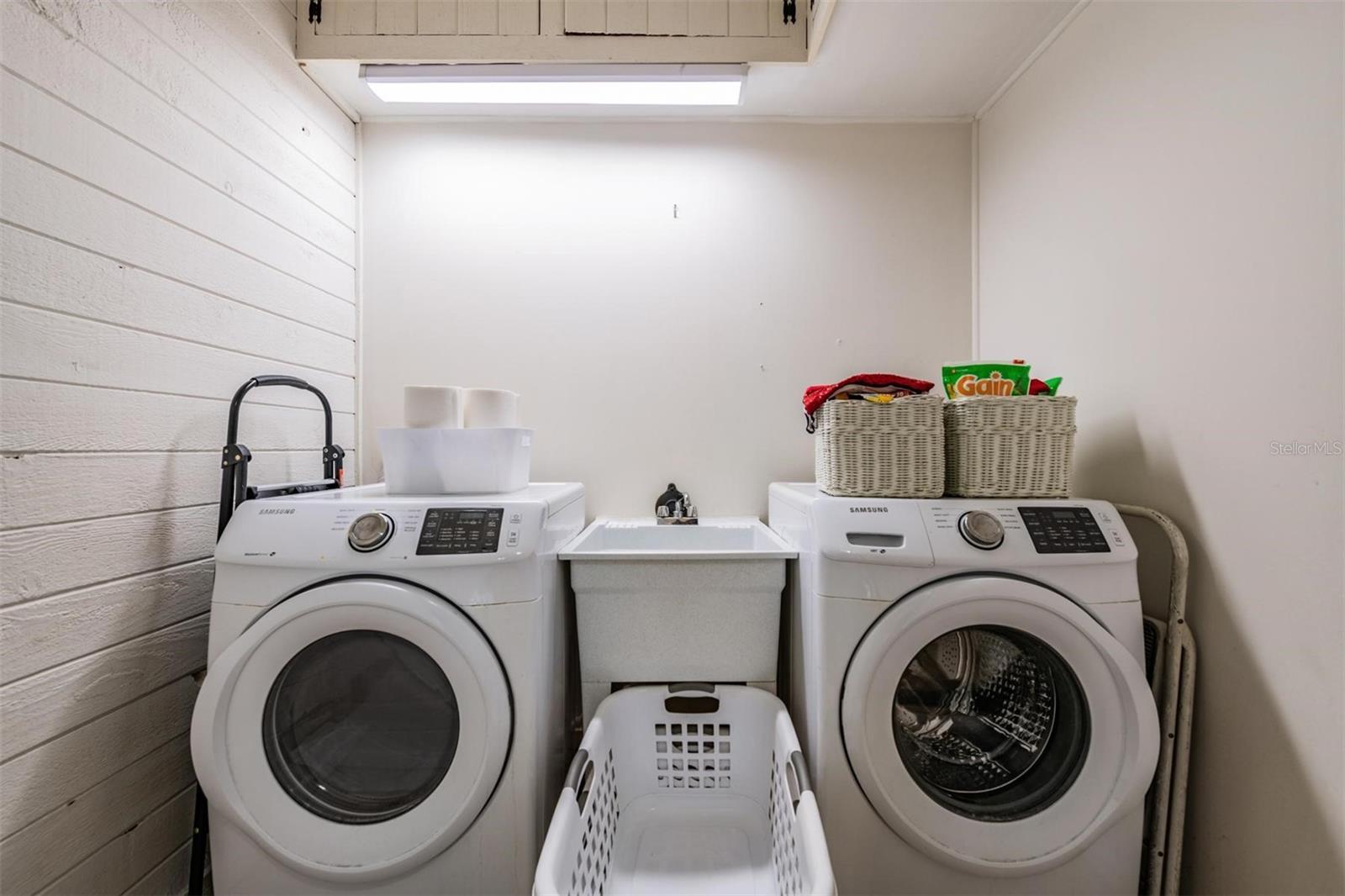 HIGHLAND PARK SUB - Residential