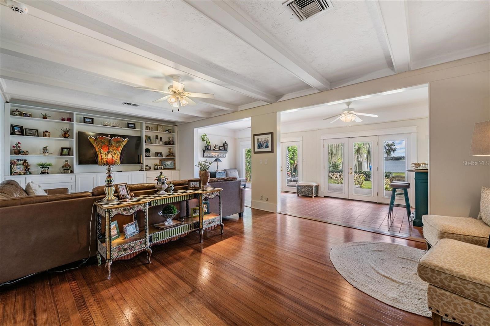 HIGHLAND PARK SUB - Residential