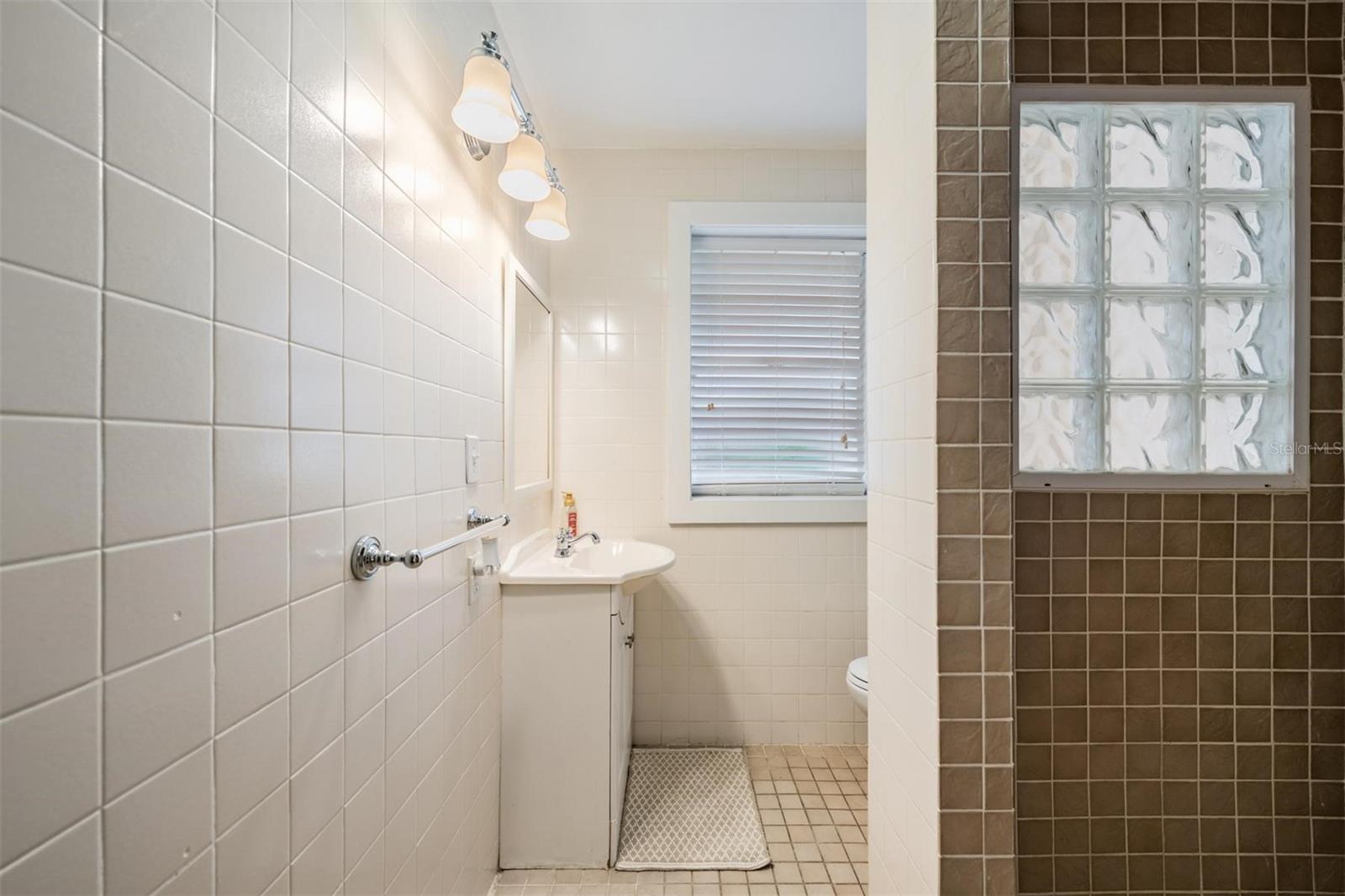 HIGHLAND PARK SUB - Residential