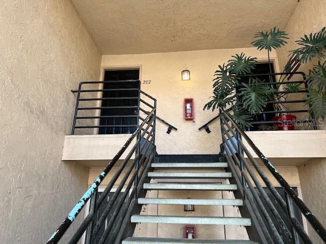 VINEYARD SOUND CONDO - Residential