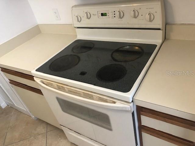 VINEYARD SOUND CONDO - Residential