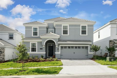 Photo of 9045 Stinger Drive, Davenport, FL 33896 (MLS # S5145641)