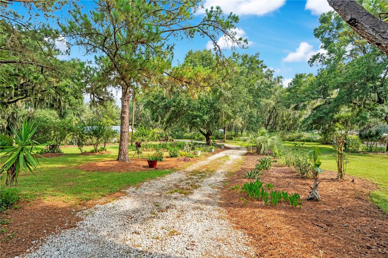 41832 CARRIE LANE