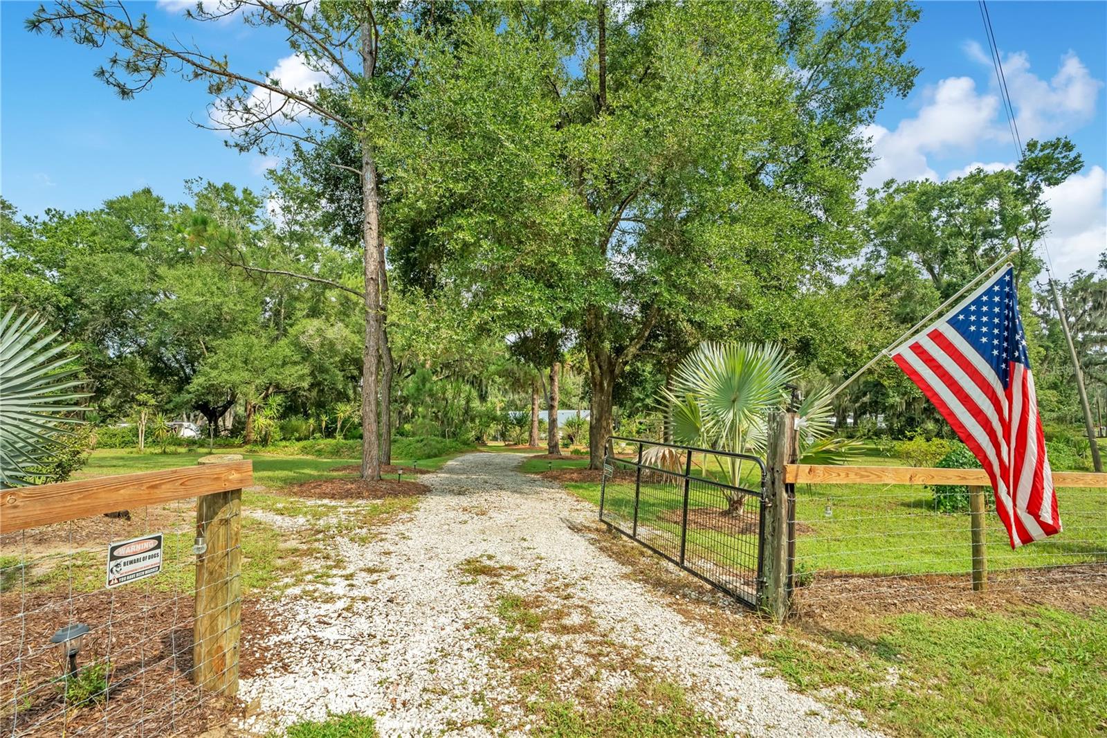 41832 CARRIE LANE