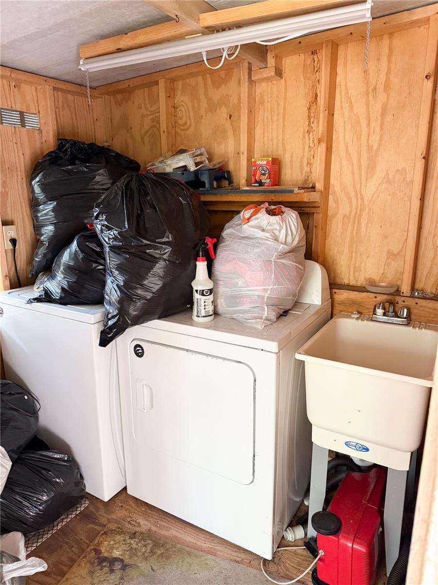 FOREST LAKES PARK - Residential