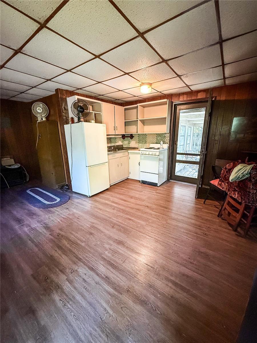 FOREST LAKES PARK - Residential