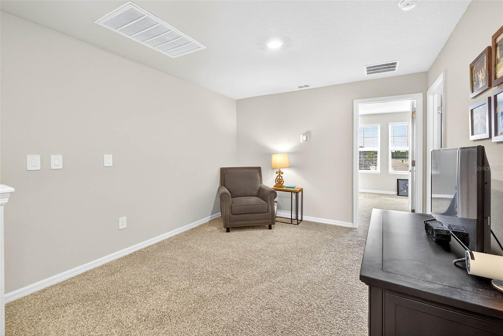 TOWNS/WATERGRASS - Residential