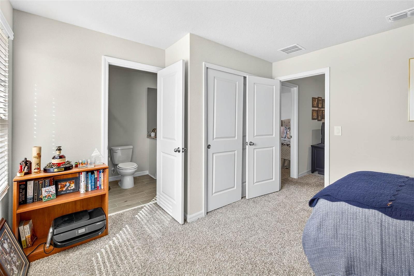 TOWNS/WATERGRASS - Residential