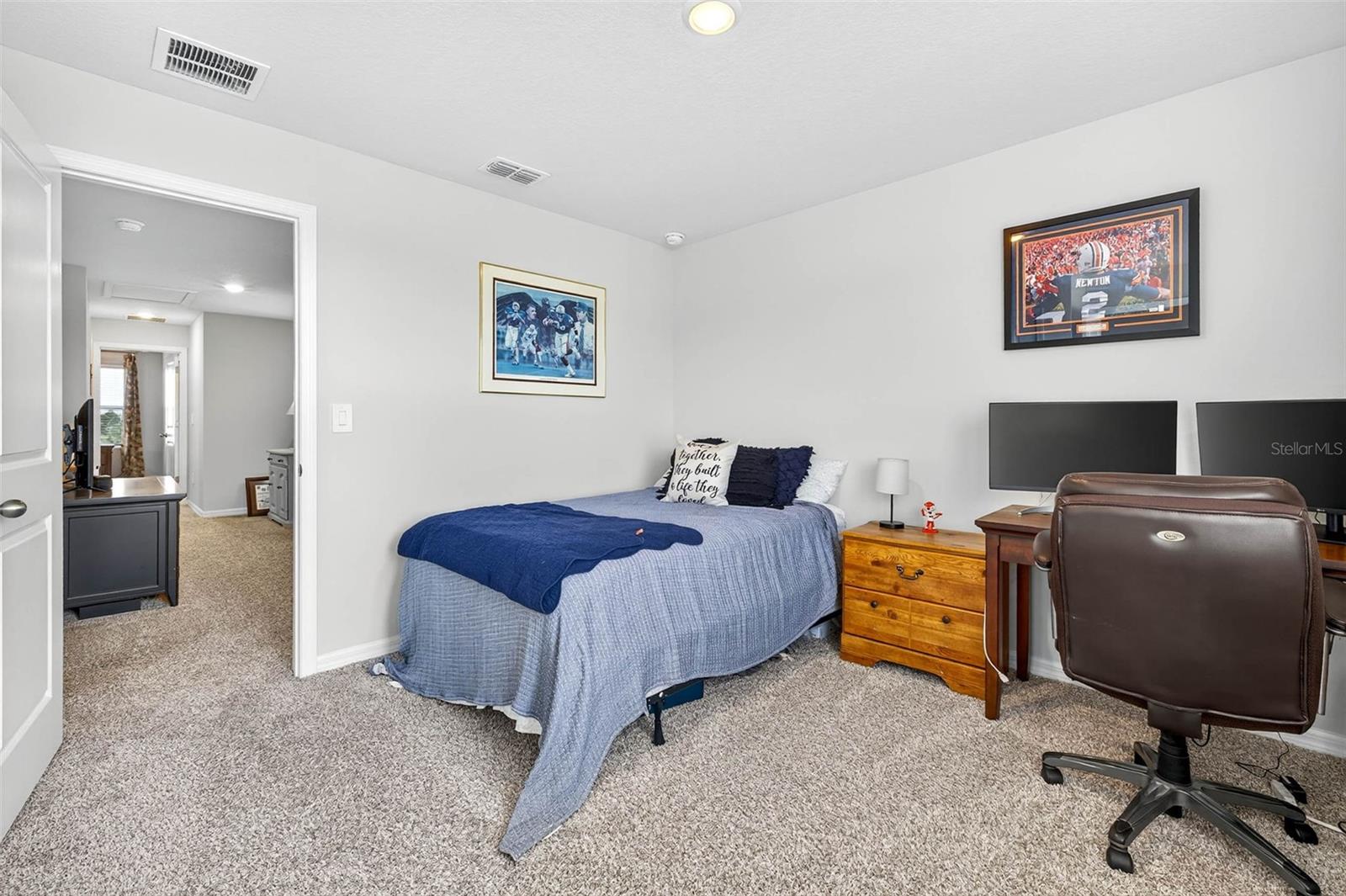 TOWNS/WATERGRASS - Residential