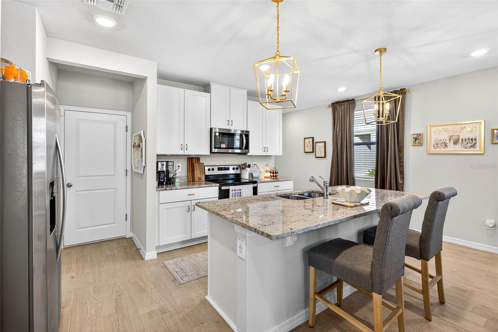 TOWNS/WATERGRASS - Residential