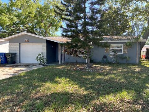 Photo of 2203 Gladys Street, Largo, FL 33774 (MLS # TB8506614)