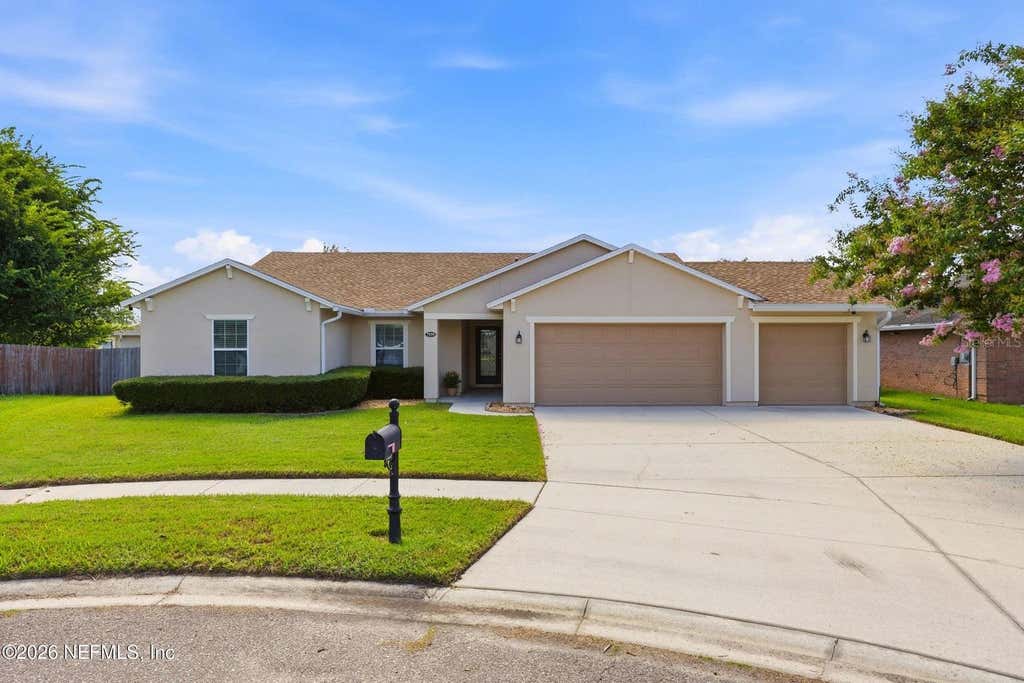 Photo of 7539 Steventon Way, Jacksonville, FL 32244 (MLS # O6416450)