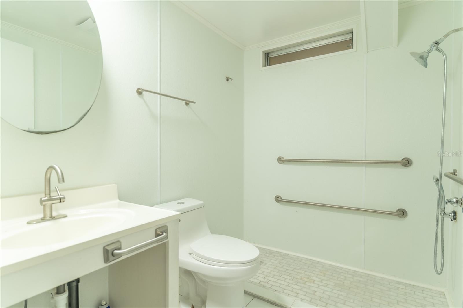 FOXWOOD LAKE ESTATES PH 01 - Residential