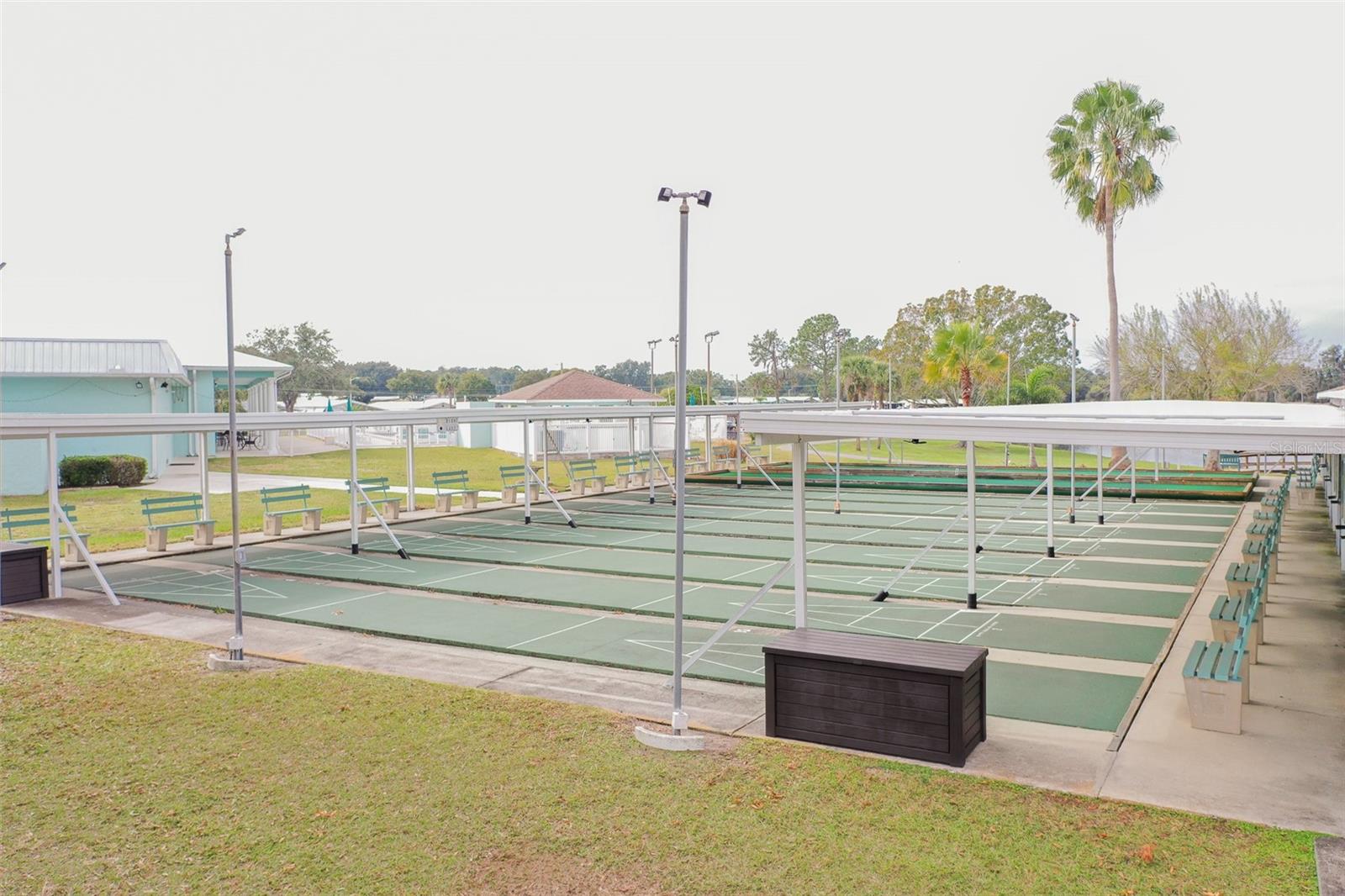 FOXWOOD LAKE ESTATES PH 01 - Residential