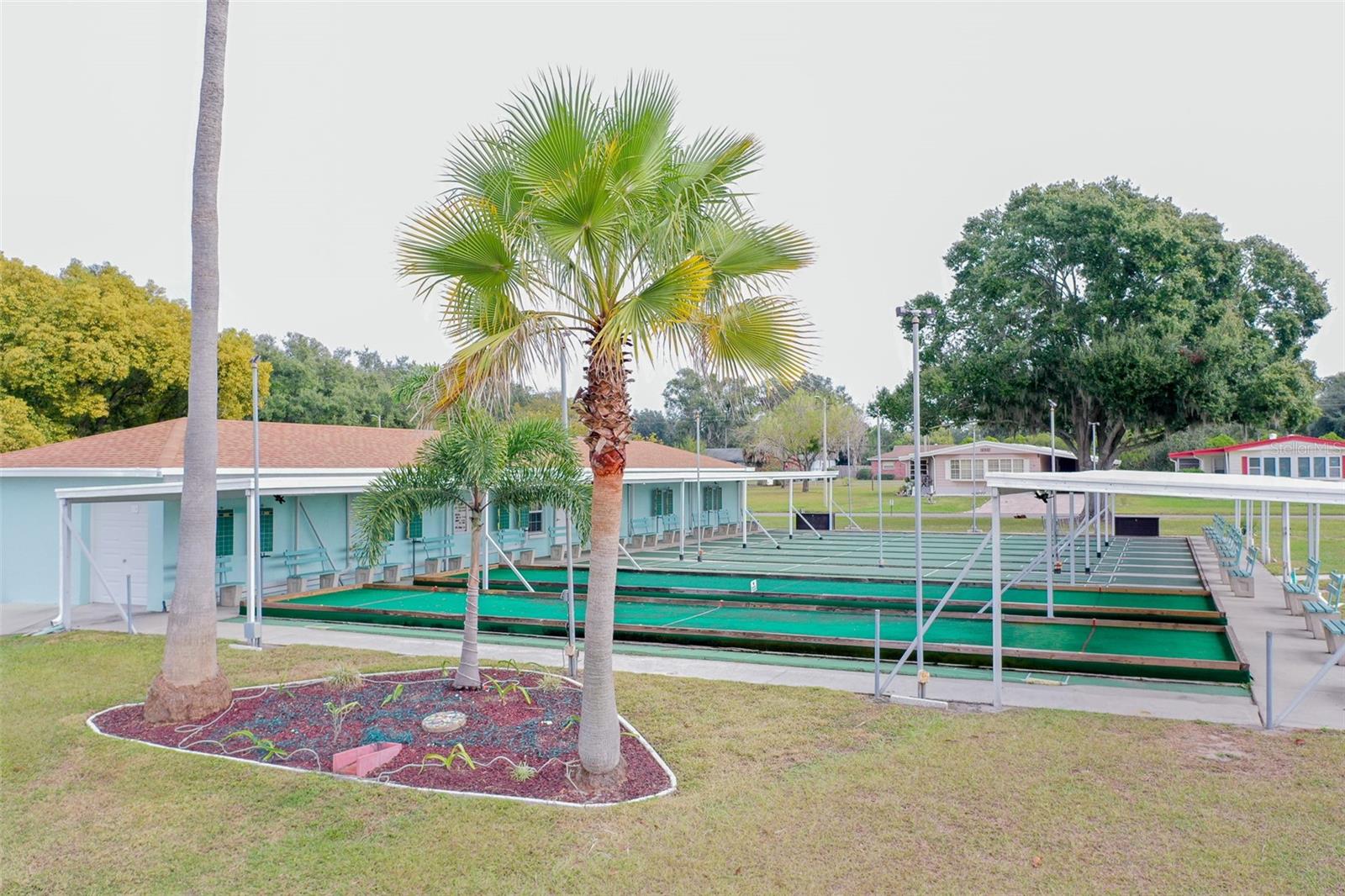 FOXWOOD LAKE ESTATES PH 01 - Residential