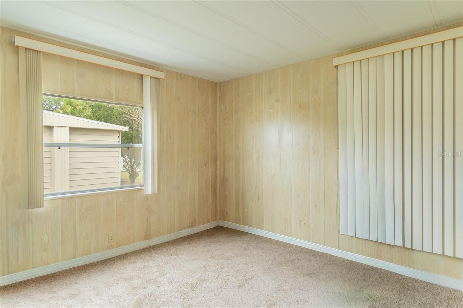 FOXWOOD LAKE ESTATES PH 01 - Residential