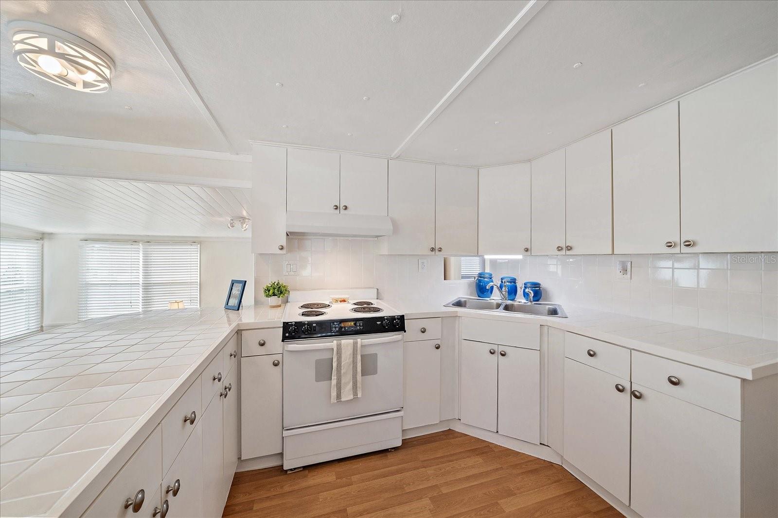 TROPIC ISLES CO-OP - Residential