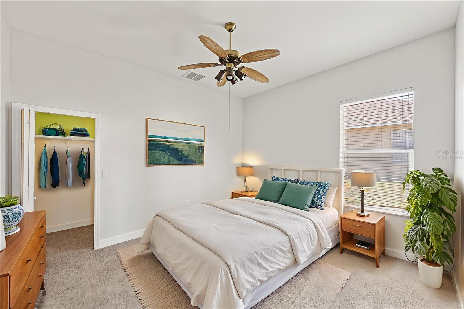 STERLING HILL - Residential