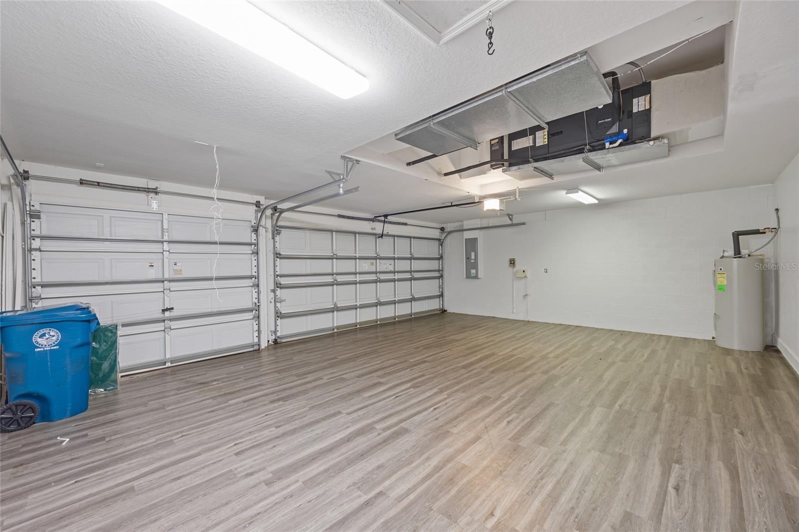 STERLING HILL - Residential