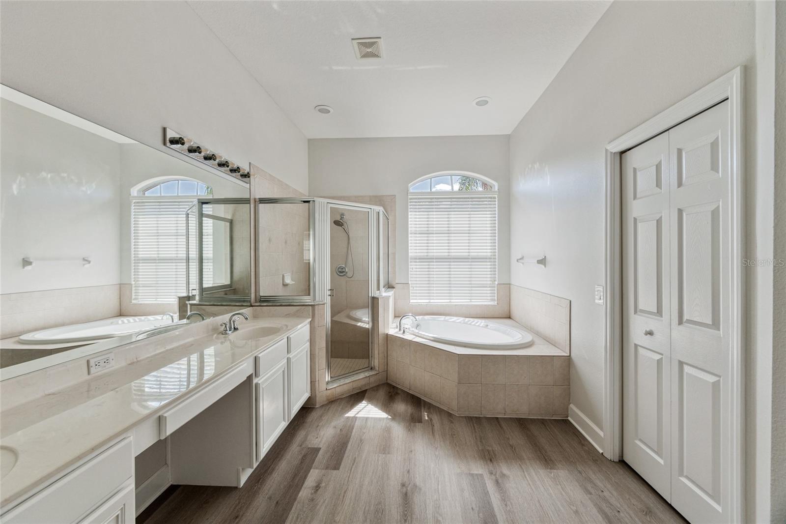 STERLING HILL - Residential