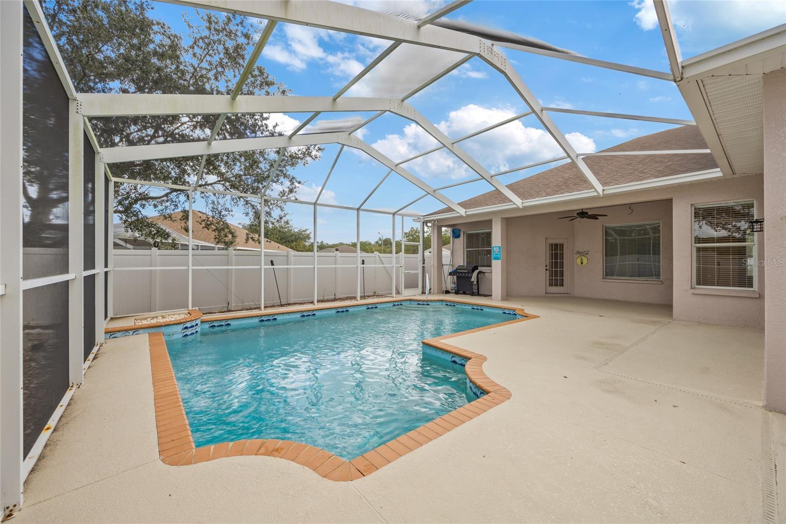 STERLING HILL - Residential